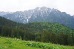 Widok na masyw Omulu (2505m)